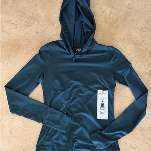 NWT, ALO Yoga Women's Hooded Runner Long Sleeve